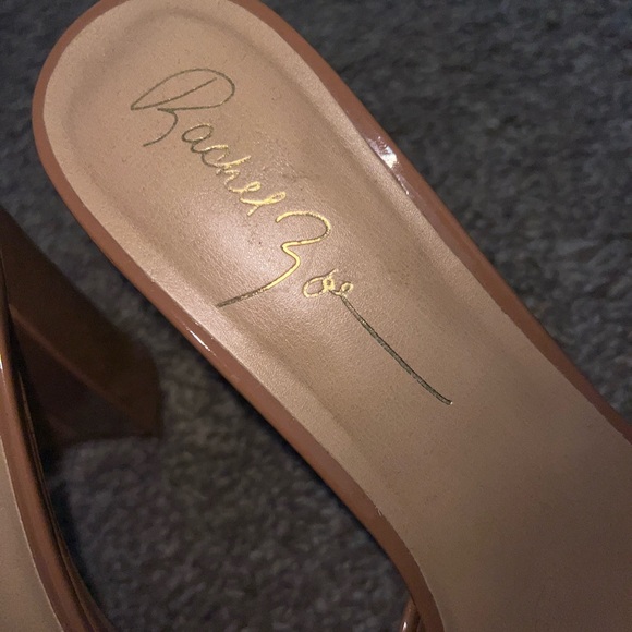 Tan Heels - Picture 3 of 5